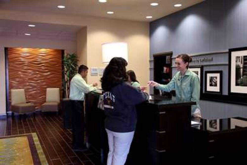 Hampton Inn And Suites Carlsbad, NM 5