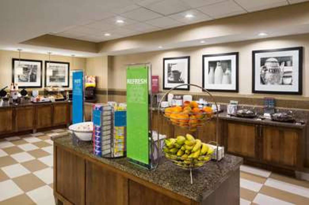 Hampton Inn And Suites Clayton/St. Louis-Galleria 9