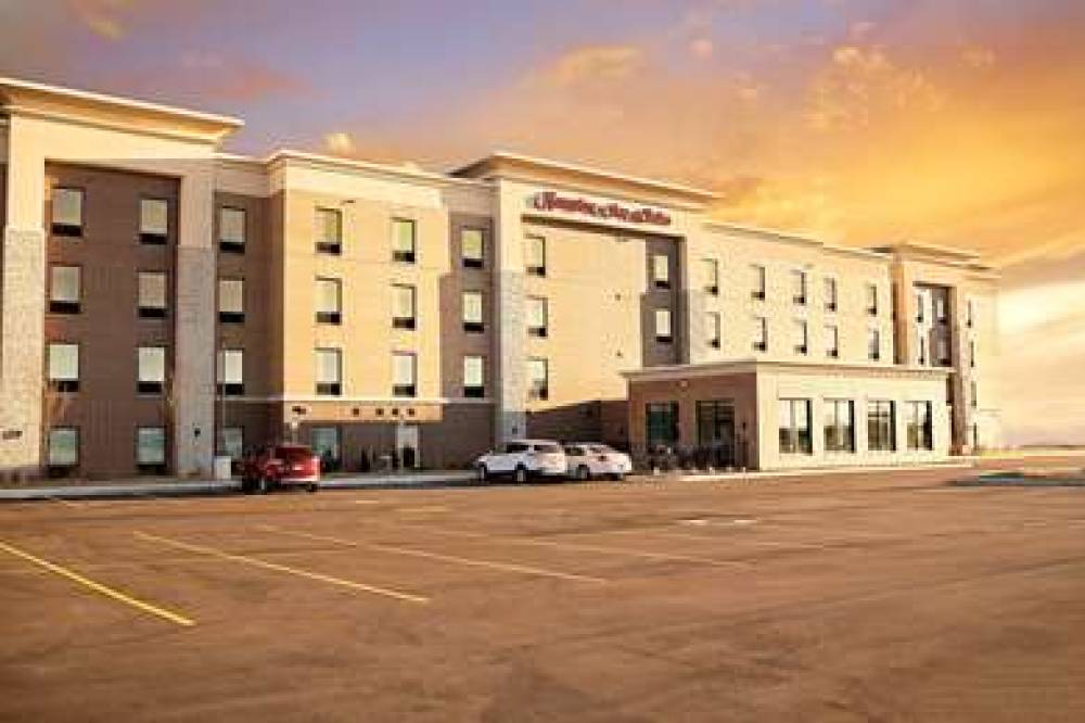 HAMPTON INN AND SUITES DUNDEE 2