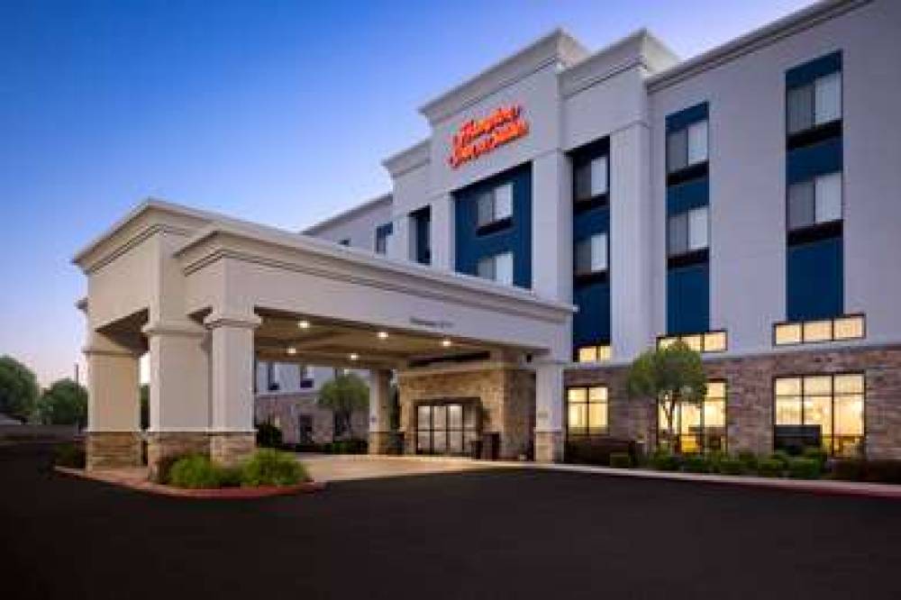 Hampton Inn And Suites Manteca, CA 1