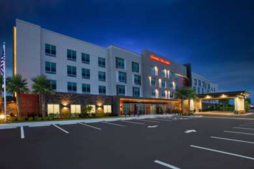 HAMPTON INN AND SUITES NORTH PORT 4