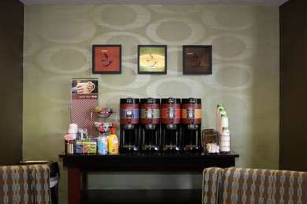 Hampton Inn And Suites Paducah, KY 10