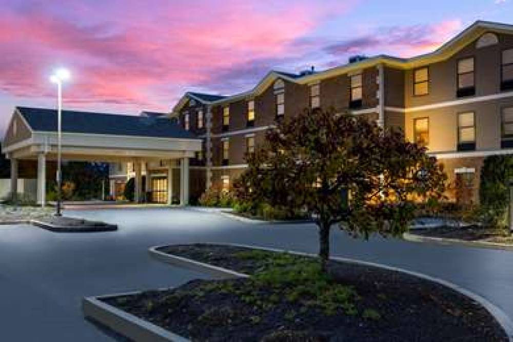 Hampton Inn And Suites Petoskey 1