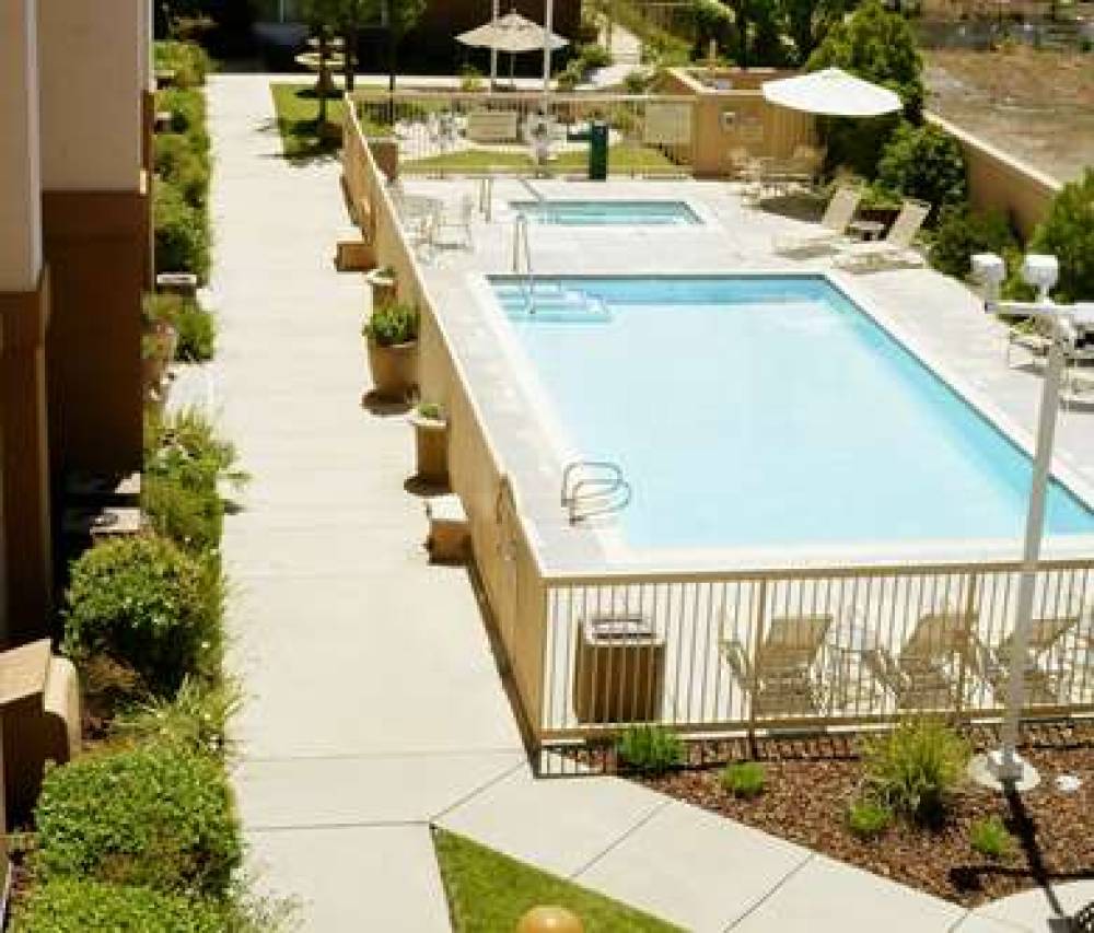 Hampton Inn And Suites Redding, CA 5