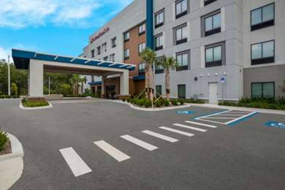 HAMPTON INN AND SUITES RUSKIN FL 1