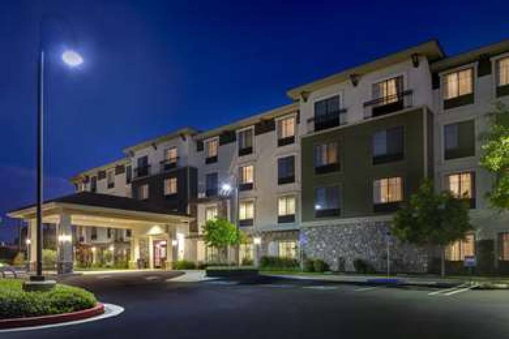 Hampton Inn And Suites San Luis Obispo, CA 3