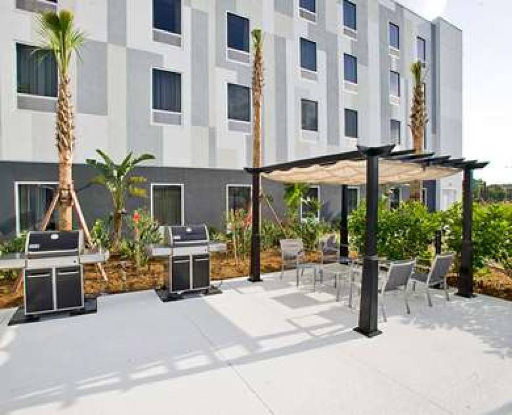 Hampton Inn And Suites Sarasota/Bradenton-Airport 5