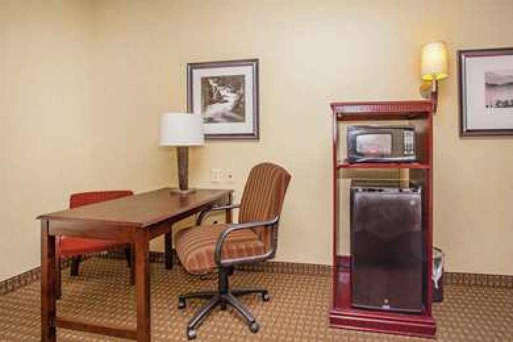 Hampton Inn And Suites Sevierville At Stadium Dri 5