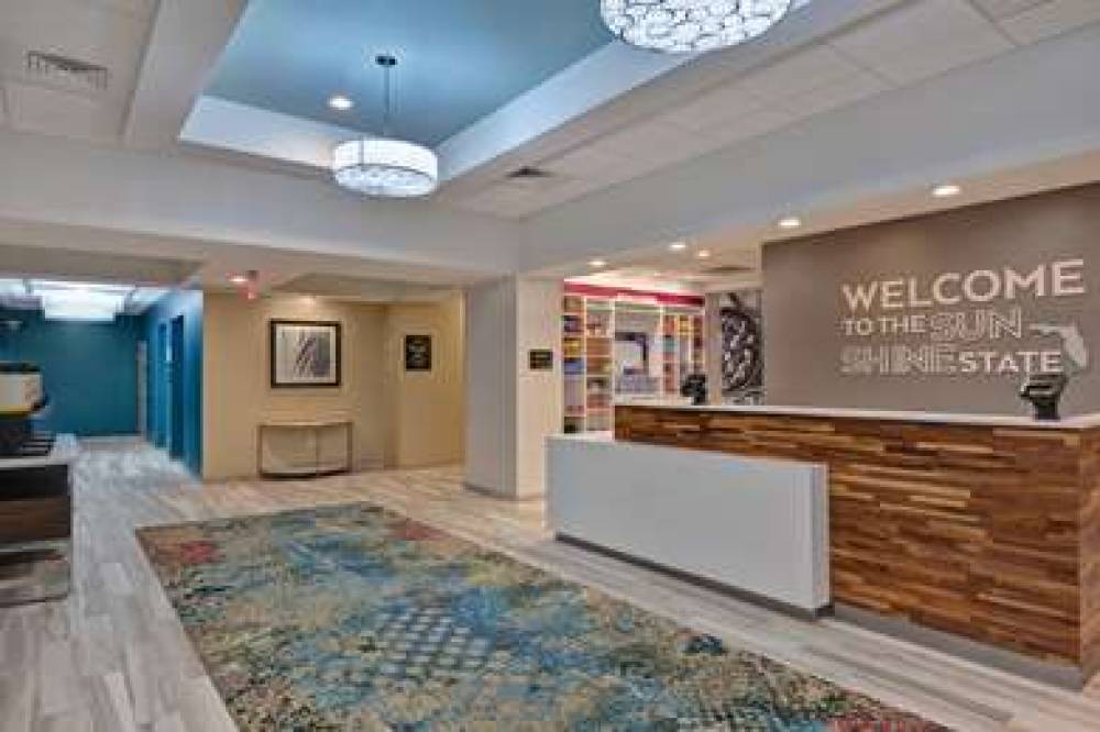 HAMPTON INN AND SUITES TAMPA BRANDO 7