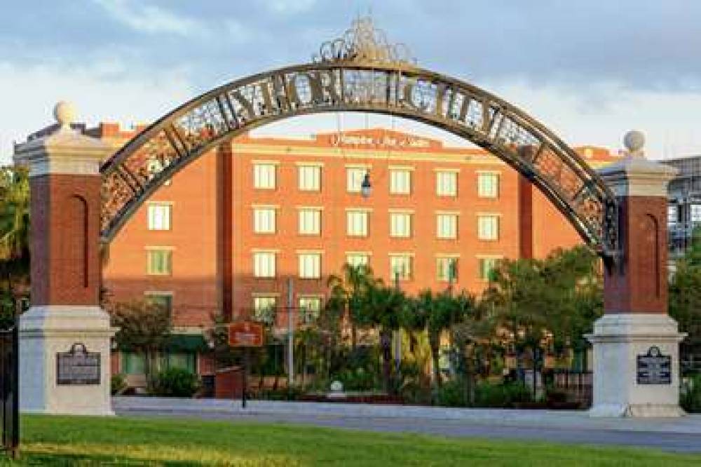 Hampton Inn And Suites Tampa-Ybor City/Downtown 1