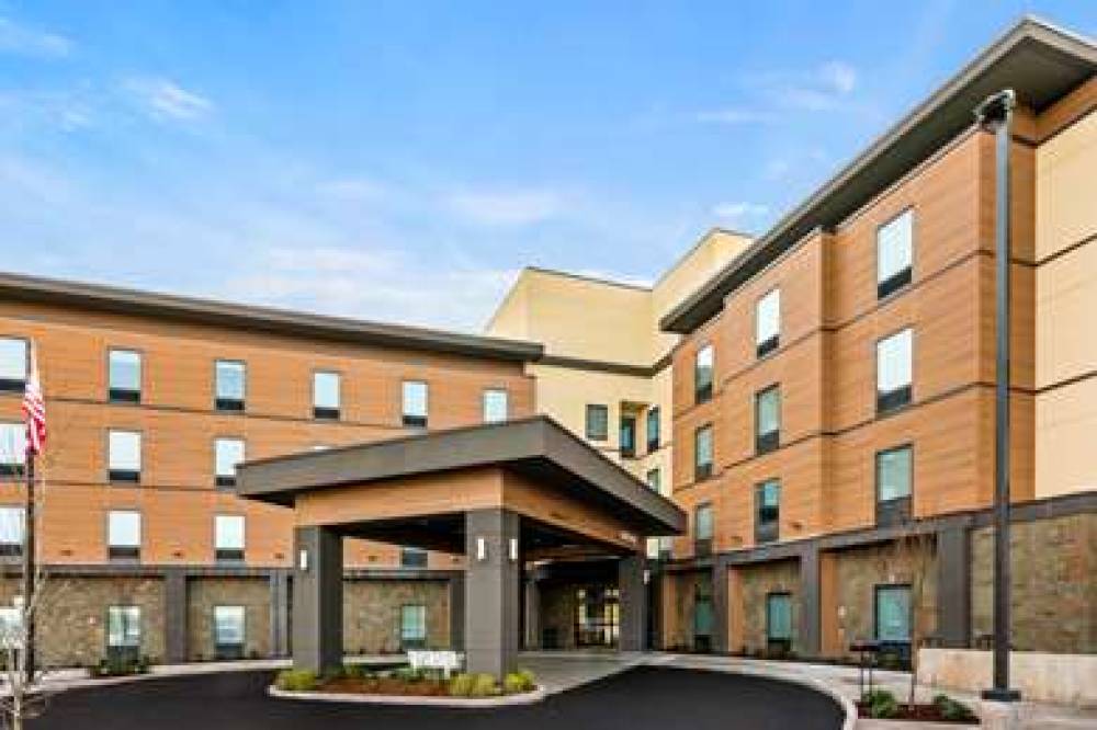 HAMPTON INN AND SUITES TIGARD 2