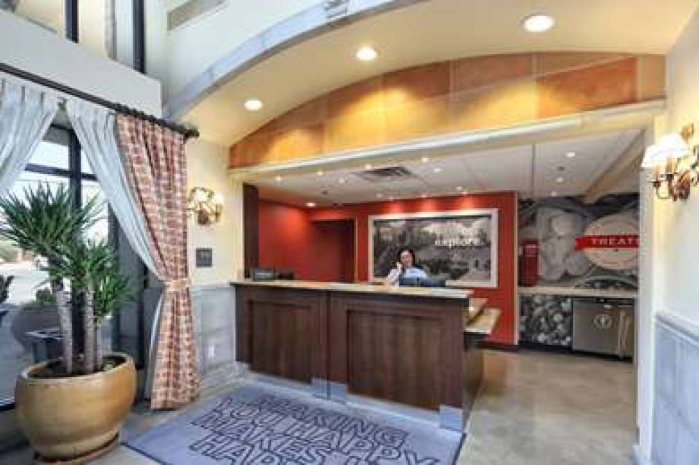 Hampton Inn And Suites Tucson-Mall 6