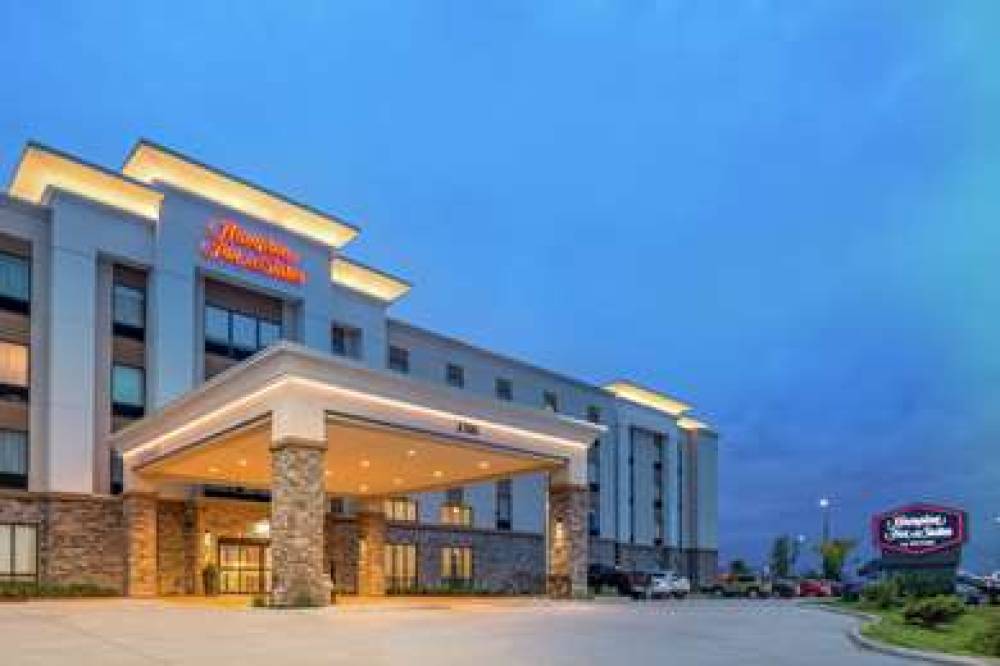 HAMPTON INN ANDAMP; SUITES AMES 1