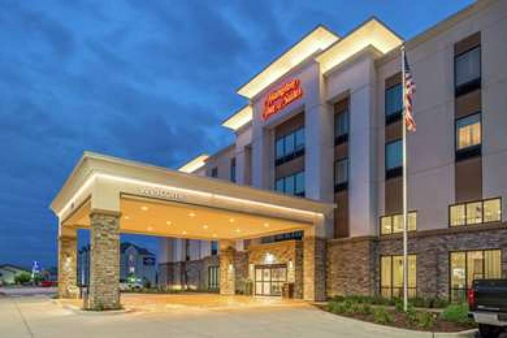 HAMPTON INN ANDAMP; SUITES AMES 2