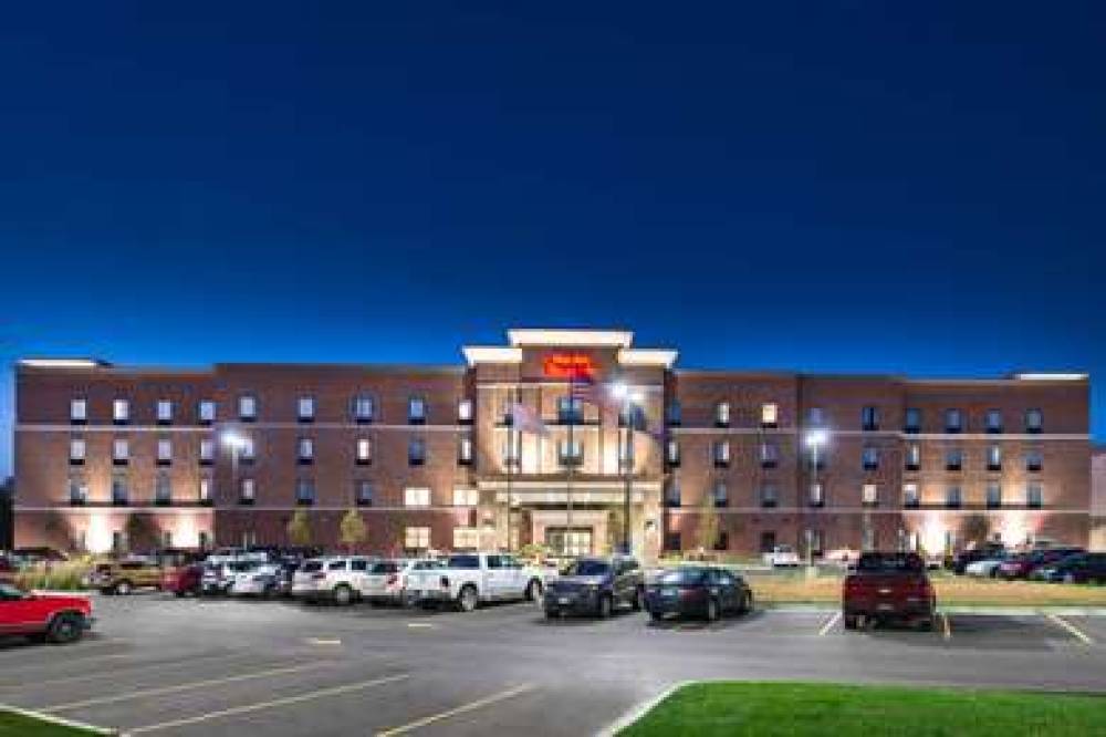 HAMPTON INN ANDAMP; SUITES ANN ARBO 8