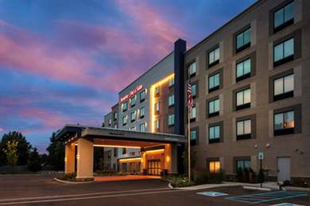 HAMPTON INN ANDAMP; SUITES AVON IND 3