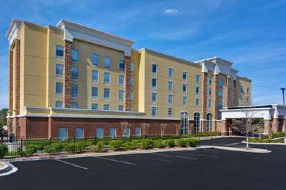 HAMPTON INN ANDAMP; SUITES BIRMINGH 1