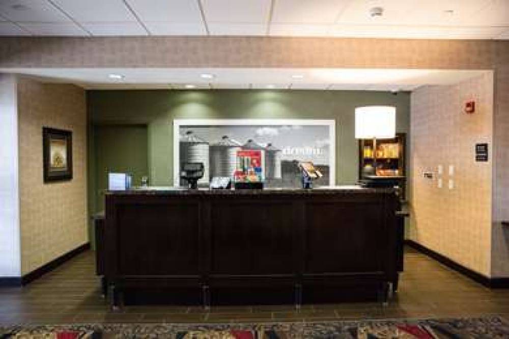 HAMPTON INN ANDAMP; SUITES BISMARCK 3