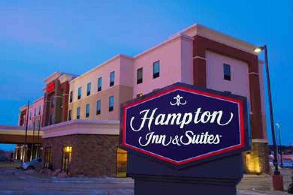 HAMPTON INN ANDAMP; SUITES BISMARCK 1