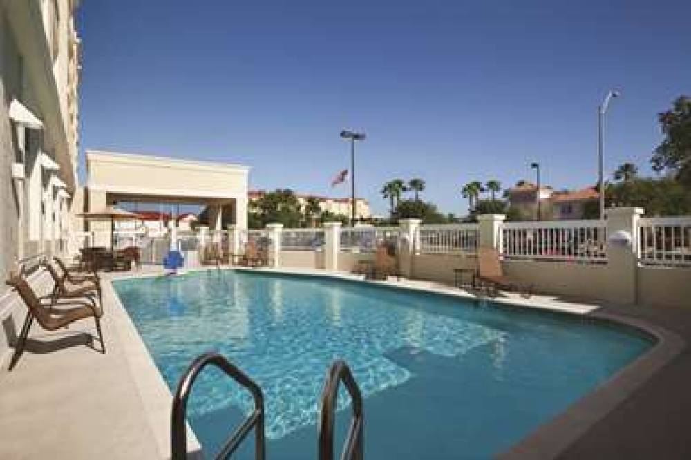 HAMPTON INN ANDAMP; SUITES BRADENTO 7