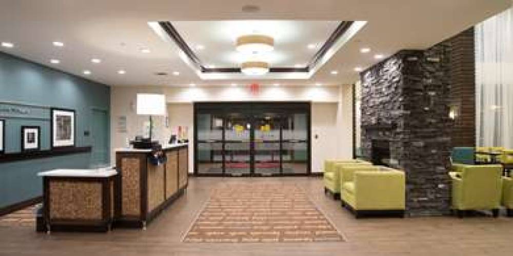 HAMPTON INN ANDAMP; SUITES BY HILTO 3