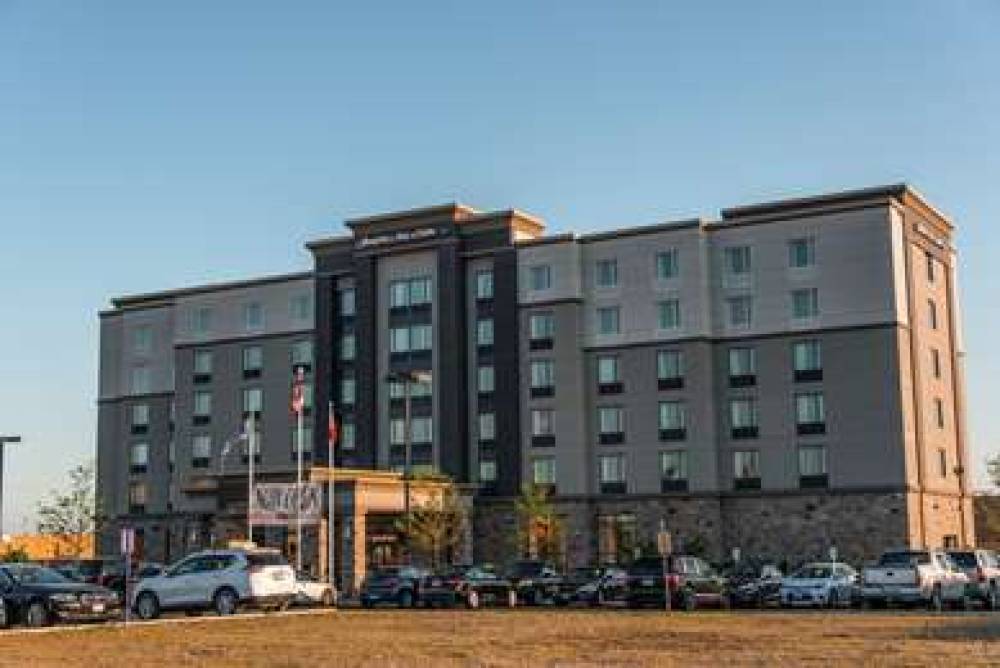 HAMPTON INN ANDAMP; SUITES BY HILTO 1