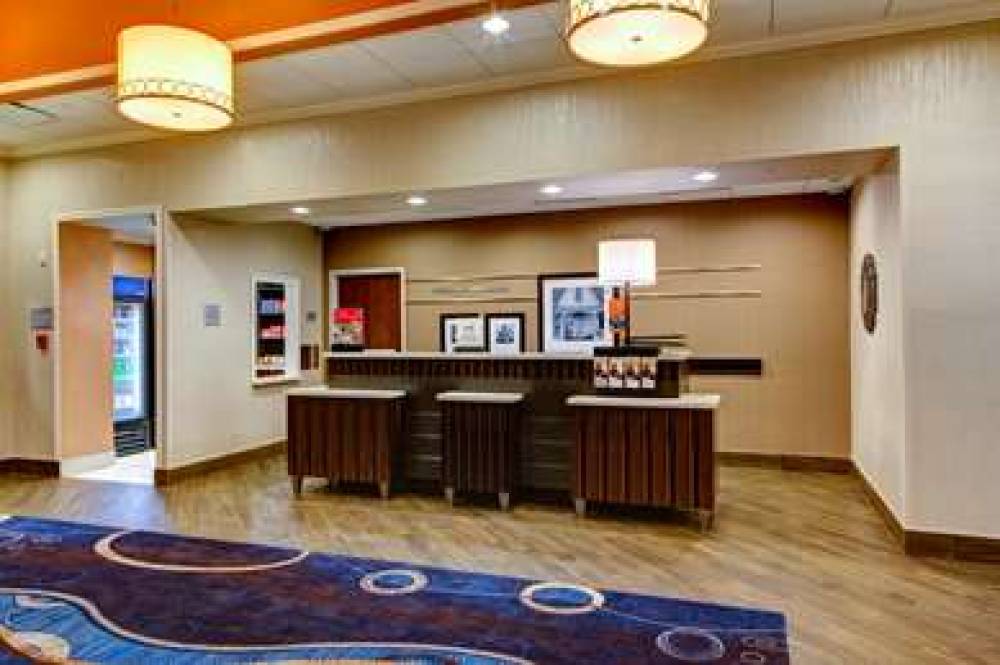 HAMPTON INN ANDAMP; SUITES COLUMBUS 3