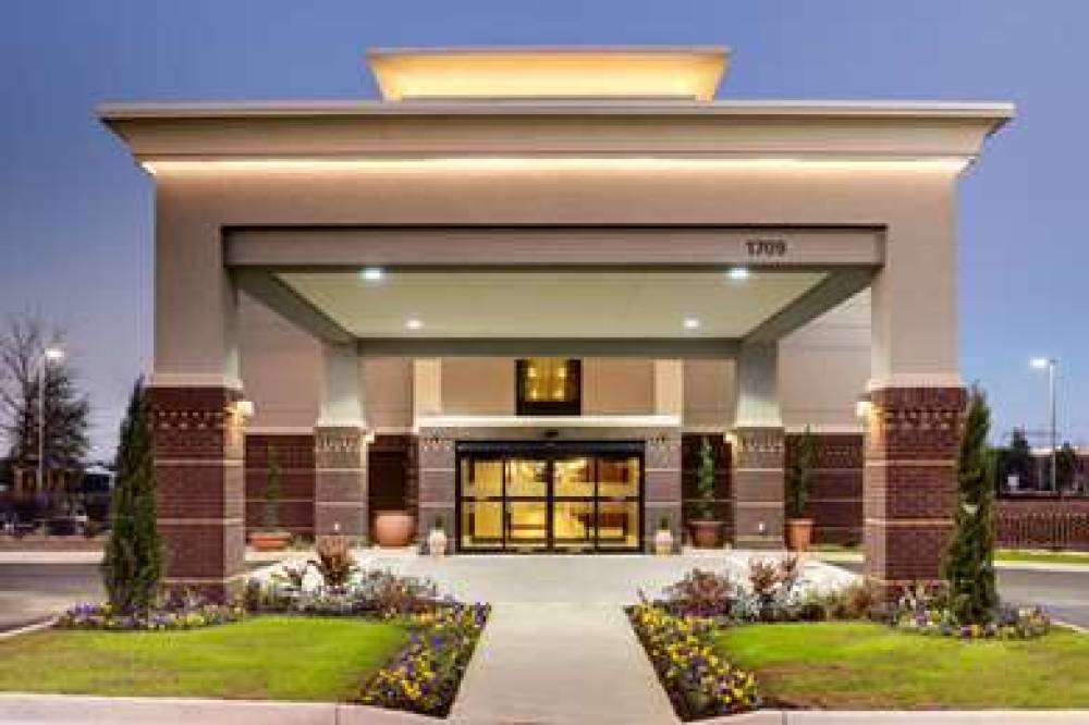 HAMPTON INN ANDAMP; SUITES CORDELE 2