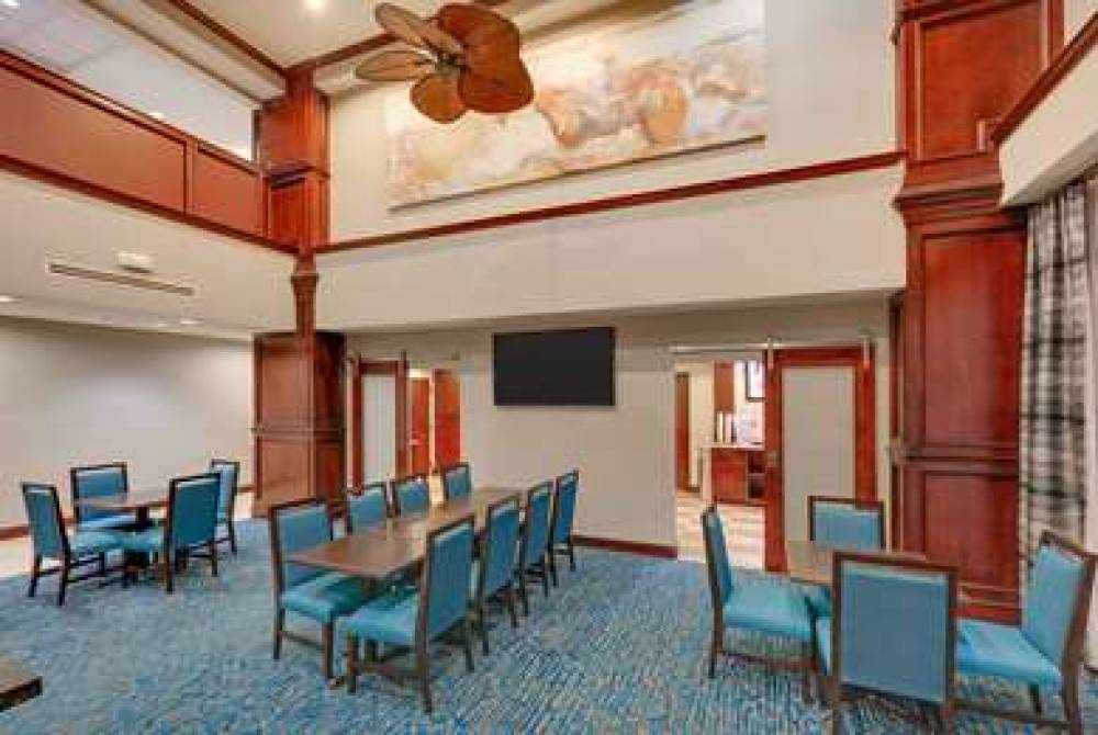 HAMPTON INN ANDAMP; SUITES DALLAS-A 7