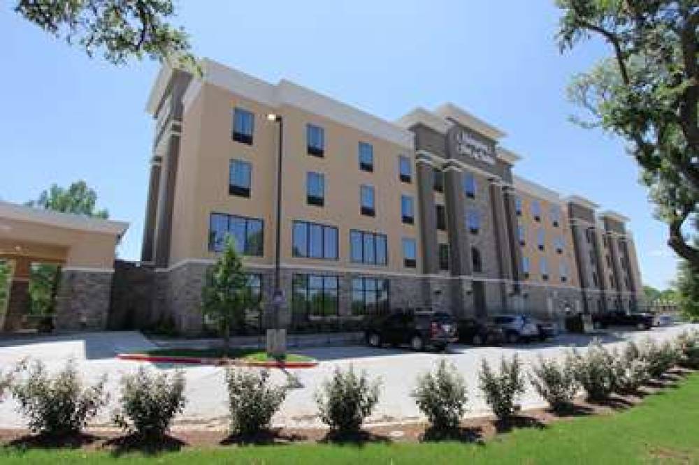 HAMPTON INN ANDAMP; SUITES DALLAS M 1