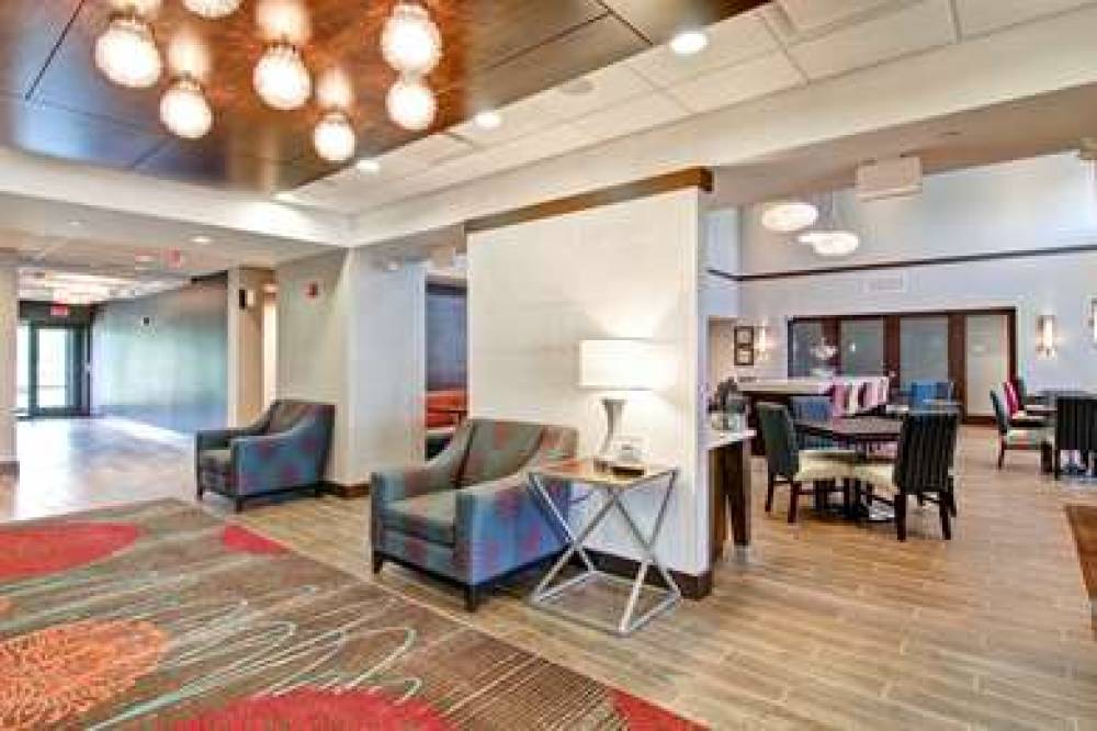 HAMPTON INN ANDAMP; SUITES DETROIT/ 5