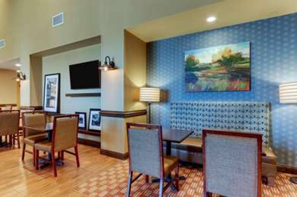 HAMPTON INN ANDAMP; SUITES HARTSVIL 10