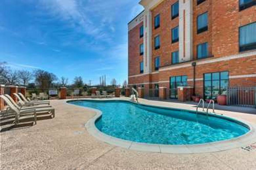 HAMPTON INN ANDAMP; SUITES HARTSVIL 6