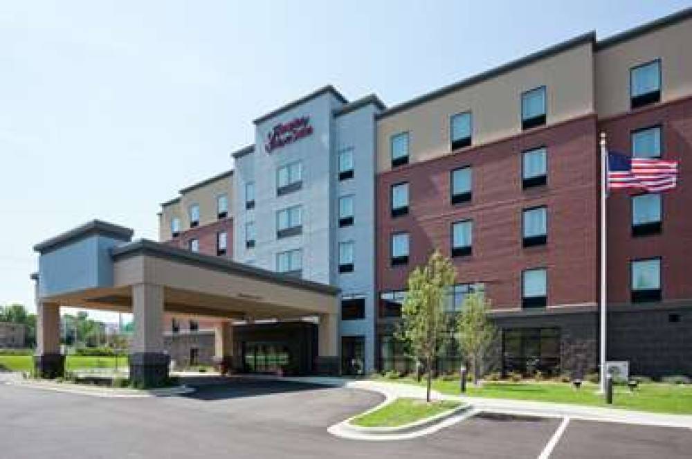 HAMPTON INN ANDAMP; SUITES MINNEAPO 2