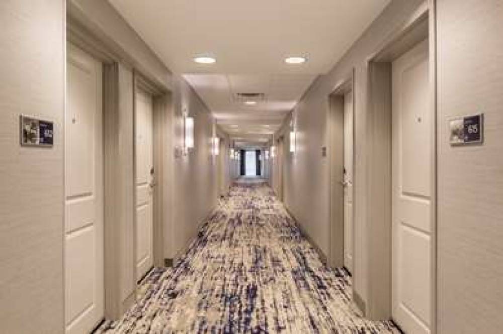 HAMPTON INN ANDAMP; SUITES NEWPORT/ 5