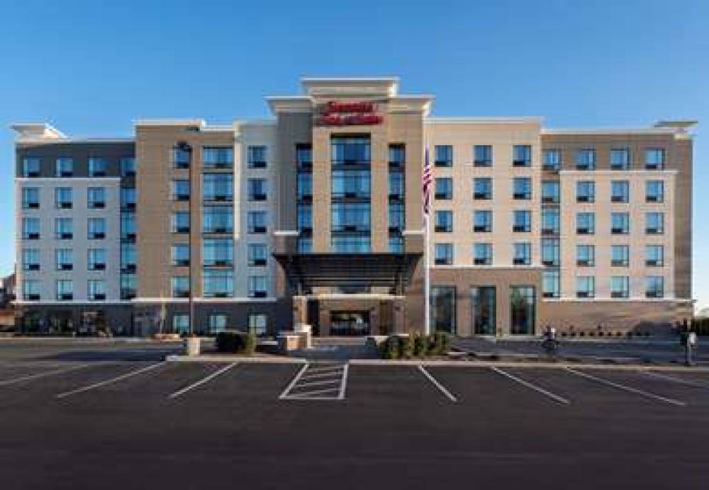 HAMPTON INN ANDAMP; SUITES NEWPORT/ 2