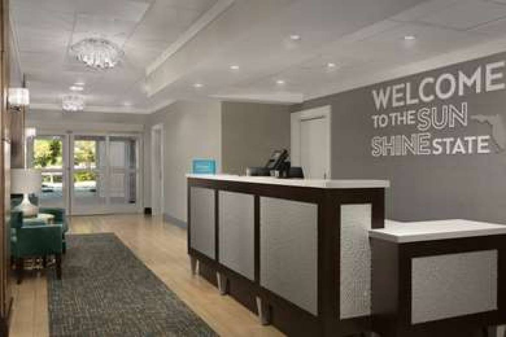 HAMPTON INN ANDAMP; SUITES ORLANDO- 5