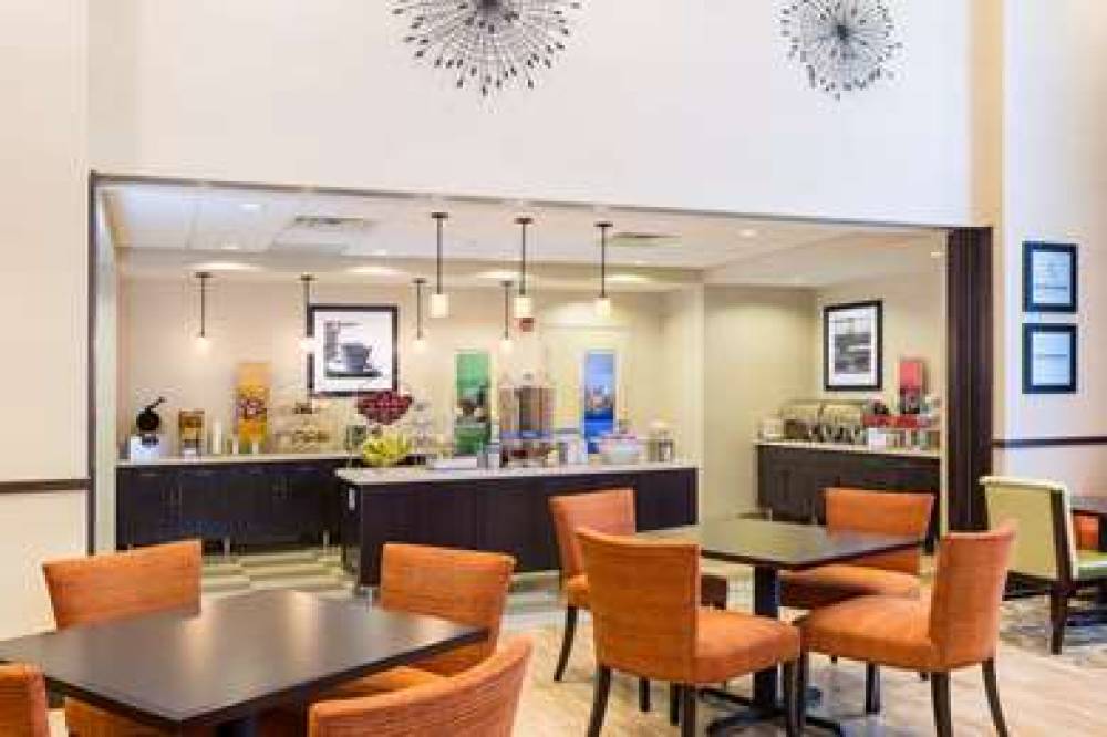 HAMPTON INN ANDAMP; SUITES PHILADEL 6