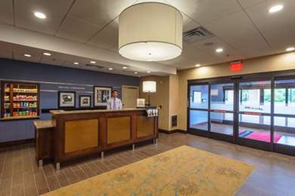 HAMPTON INN ANDAMP; SUITES PHILADEL 7