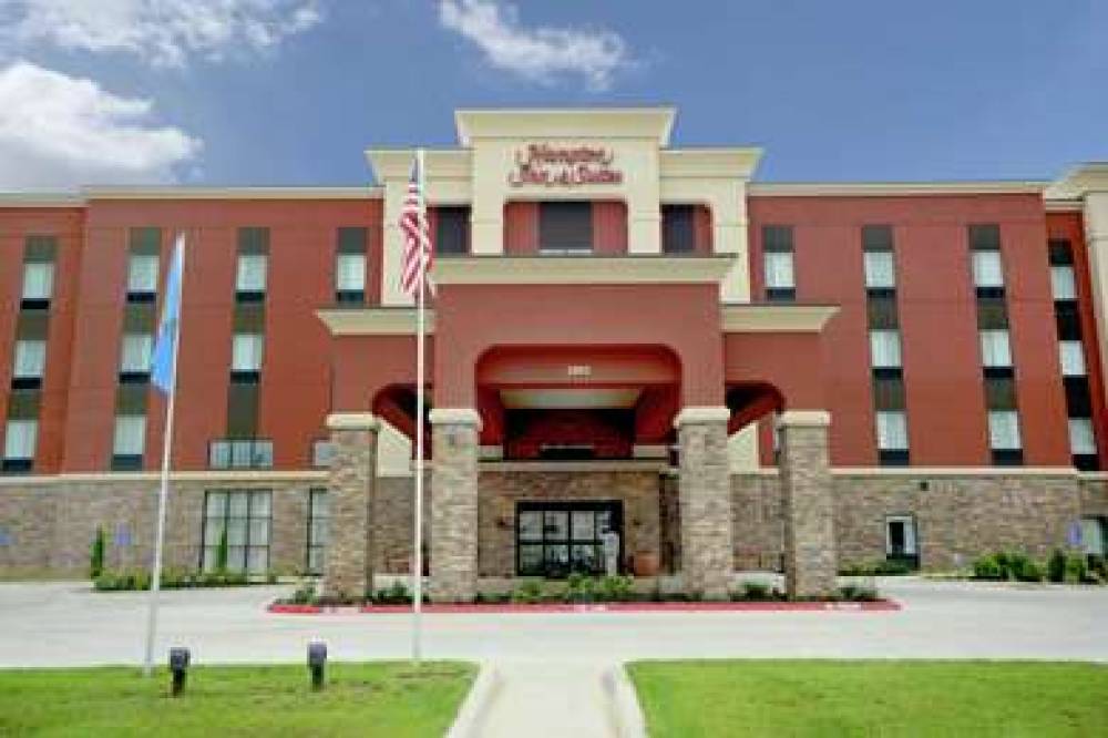 HAMPTON INN ANDAMP; SUITES PONCA CI 2