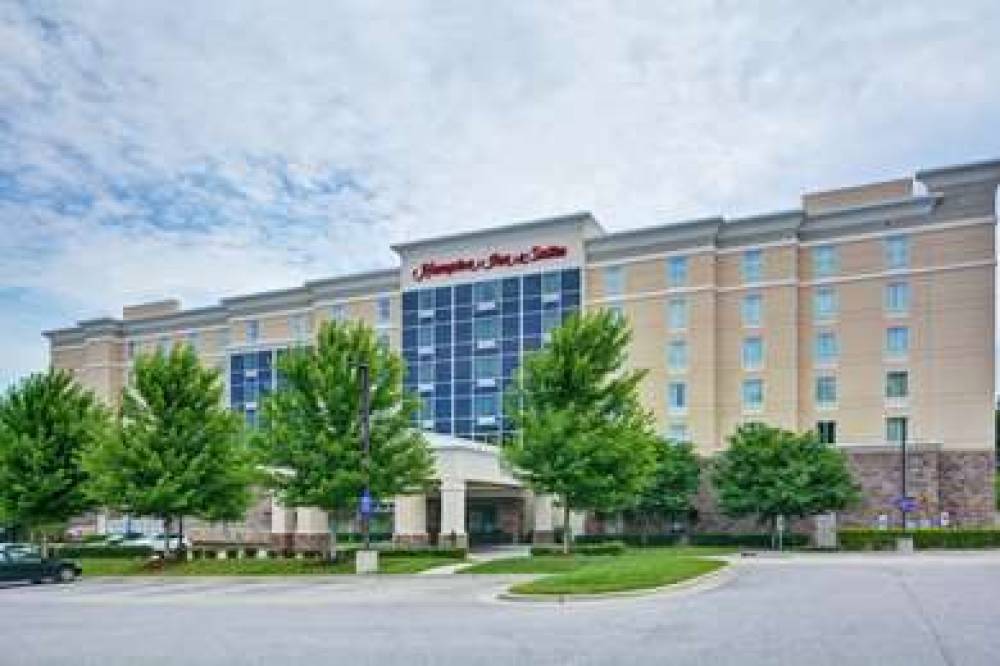 HAMPTON INN ANDAMP; SUITES RALEIGH/ 1