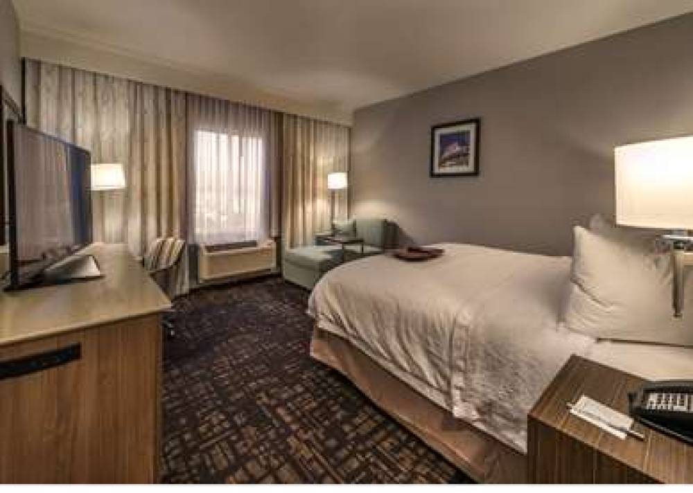 HAMPTON INN ANDAMP; SUITES RENO WES 7