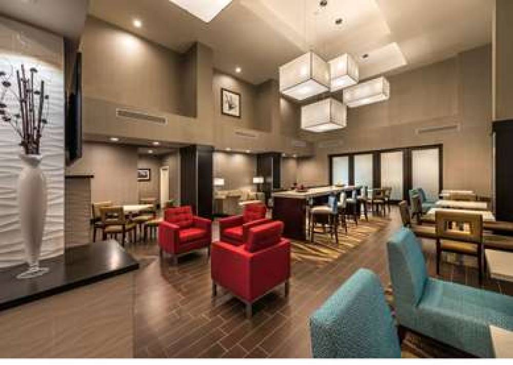 HAMPTON INN ANDAMP; SUITES RENO WES 3