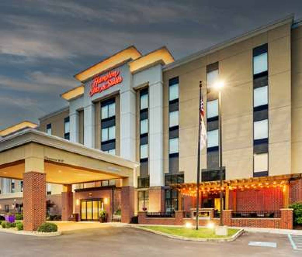 HAMPTON INN ANDAMP; SUITES ROME 3