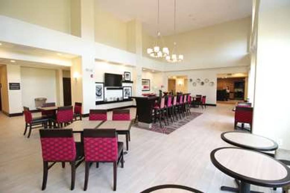 HAMPTON INN ANDAMP; SUITES SANDUSKY 3