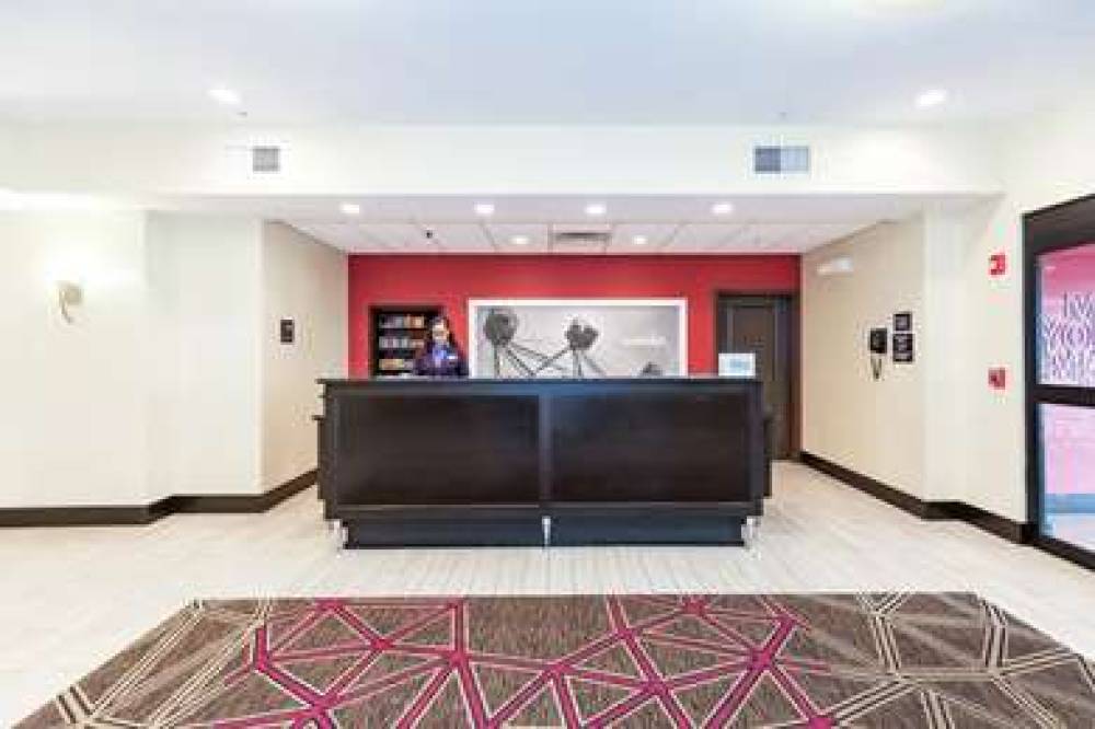 HAMPTON INN ANDAMP; SUITES SANDUSKY 2