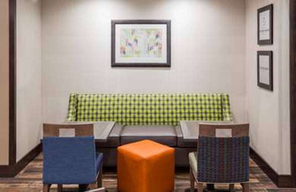 HAMPTON INN ANDAMP; SUITES SIOUX CI 5