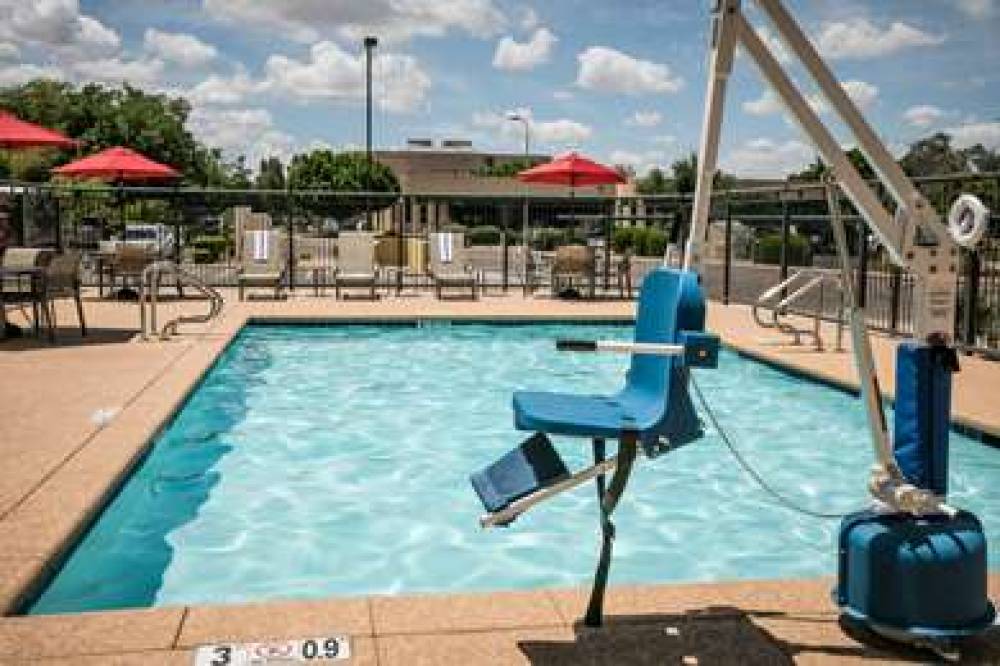 HAMPTON INN ANDAMP; SUITES TEMPE/PH 10