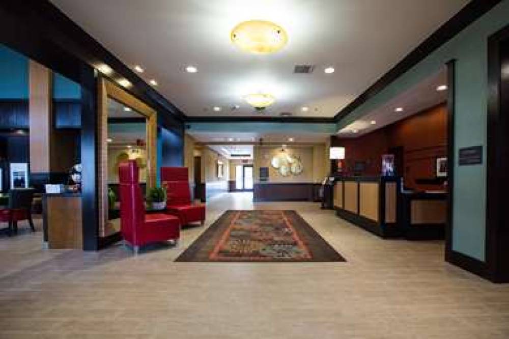 HAMPTON INN ANDAMP; SUITES TOLEDO/W 2