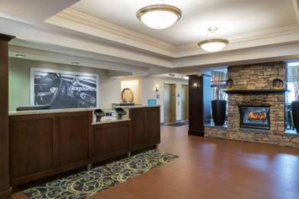 HAMPTON INN ANDAMP; SUITES VALLEY F 8